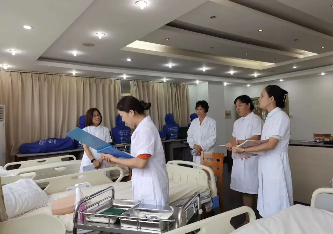 上海中职教师参与全國(guó)职业院校教學(xué)能(néng)力比赛百分(fēn)百获奖!这是上海中职快速发展的密码之一(图3) 上海中职教师参与全國(guó)职业院校教學(xué)能(néng)力比赛百分(fēn)百获奖!这是上海中职快速发展的密码之一(图3)
